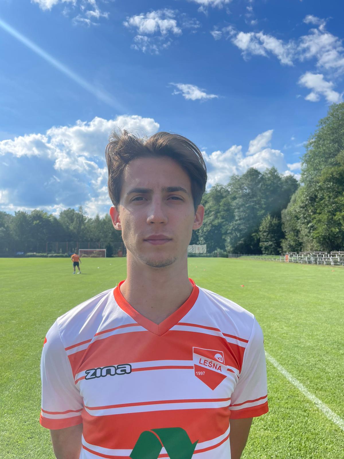You are currently viewing <strong class="sp-player-number">17</strong> Aleksander Moroń